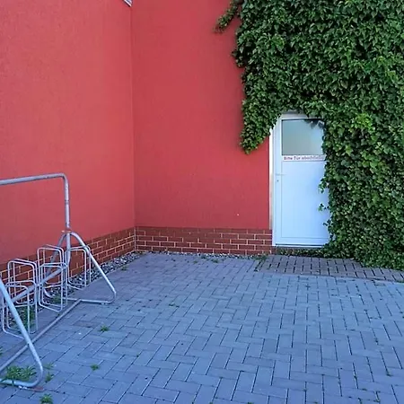 Am Bahnhof فندق *