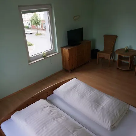 Am Bahnhof Hotel *